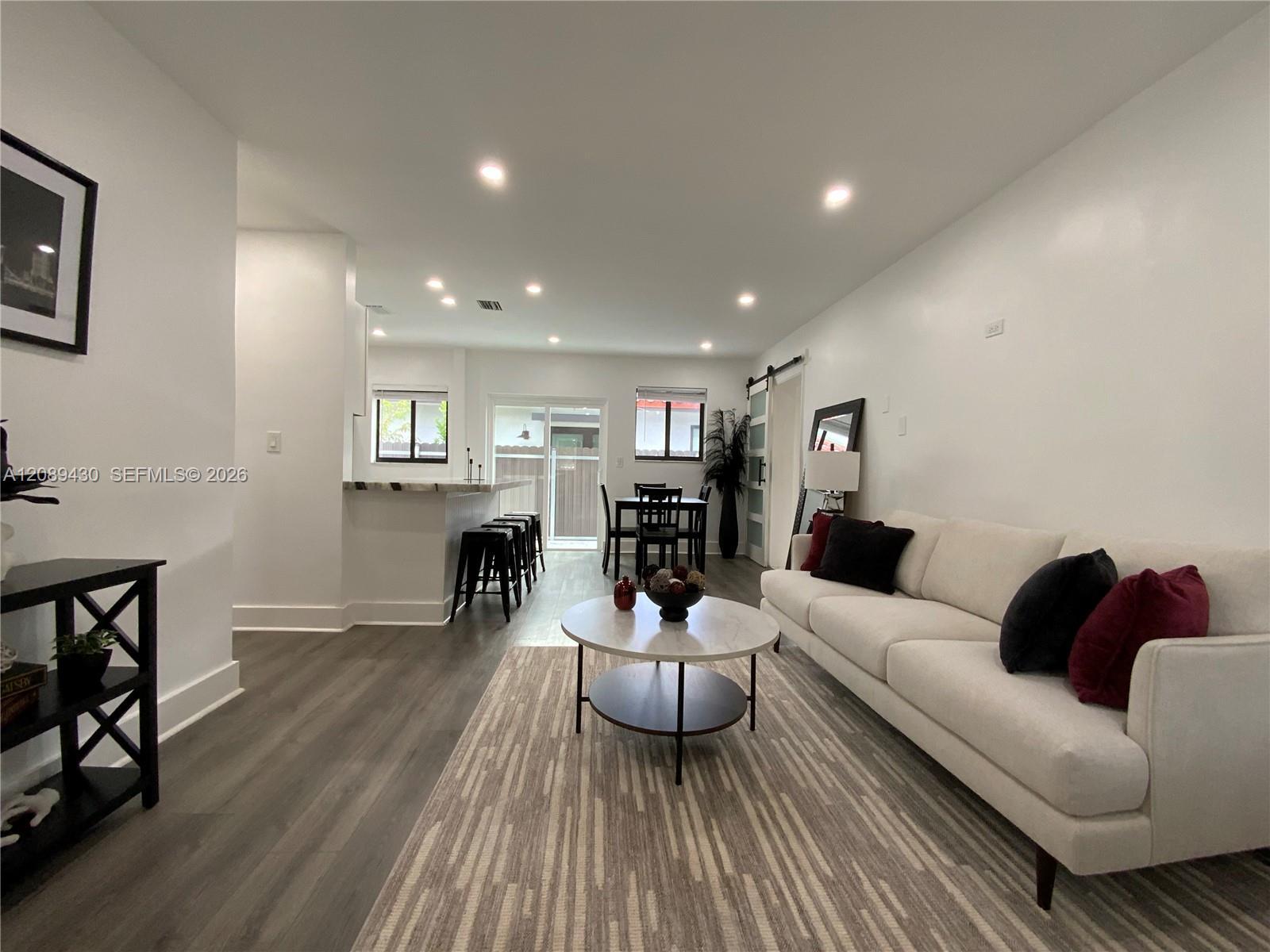 3955 SW 69th Ave, Miami FL 33155 photo 4