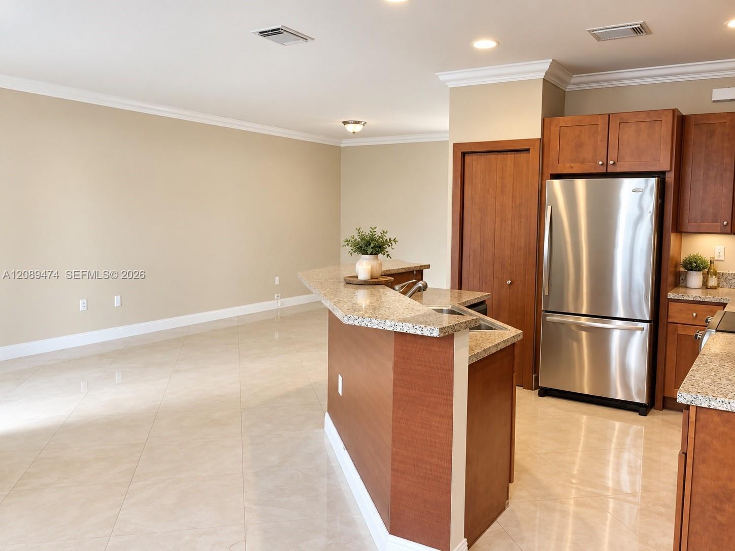 7439 NW 107th Path, Doral FL 33178 photo 3