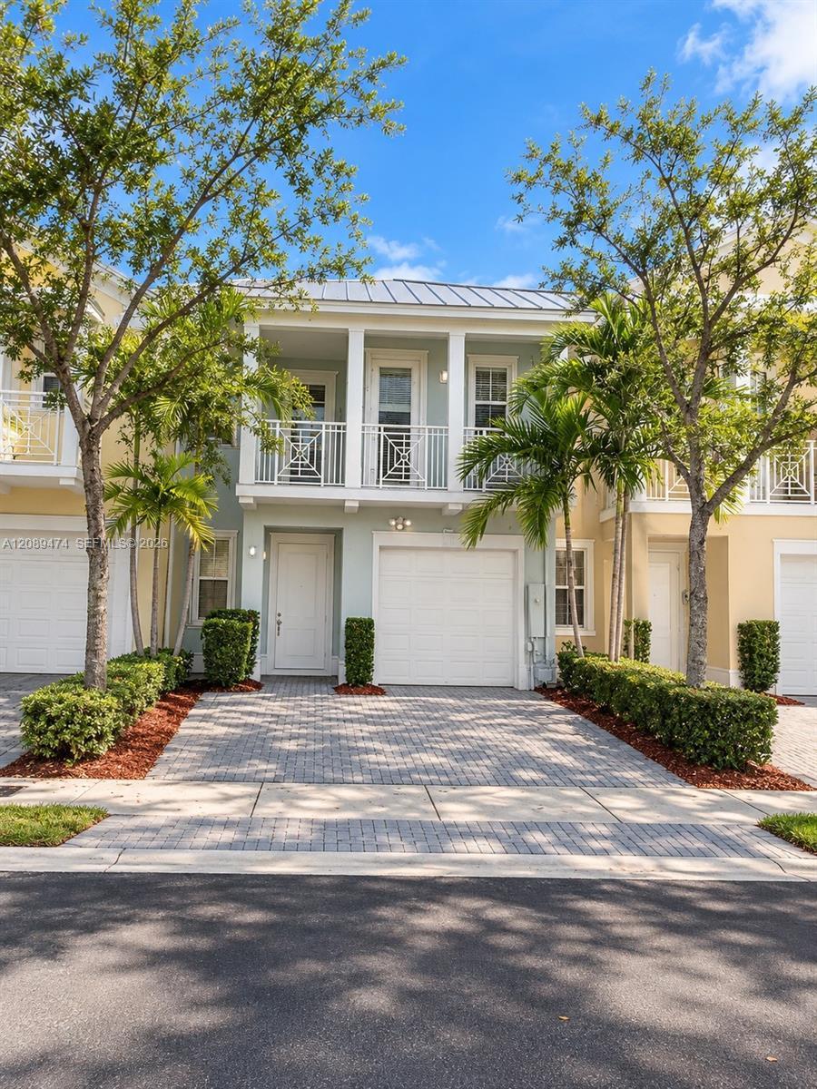 7439 NW 107th Path, Doral FL 33178