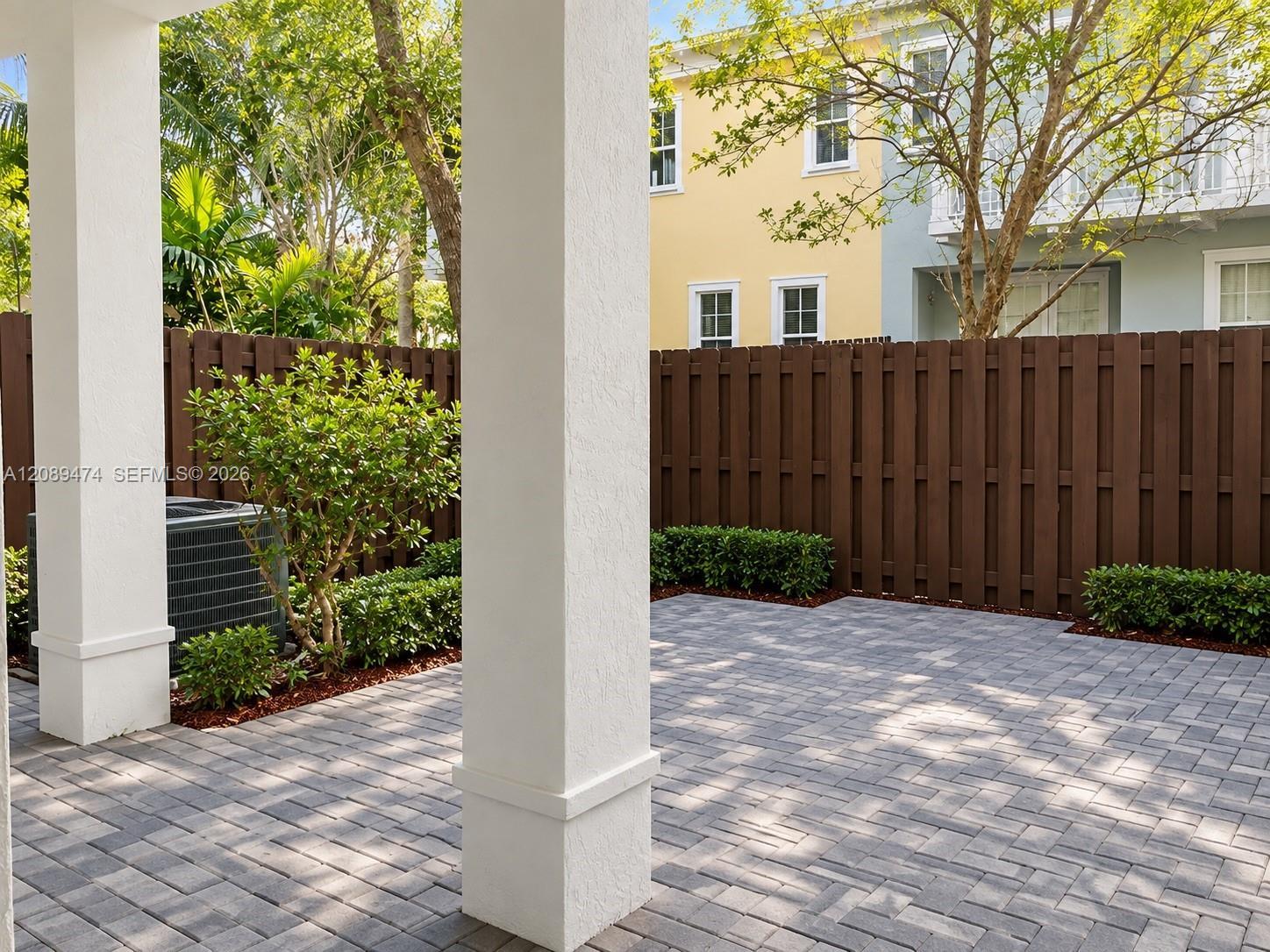 7439 NW 107th Path, Doral FL 33178 photo 4