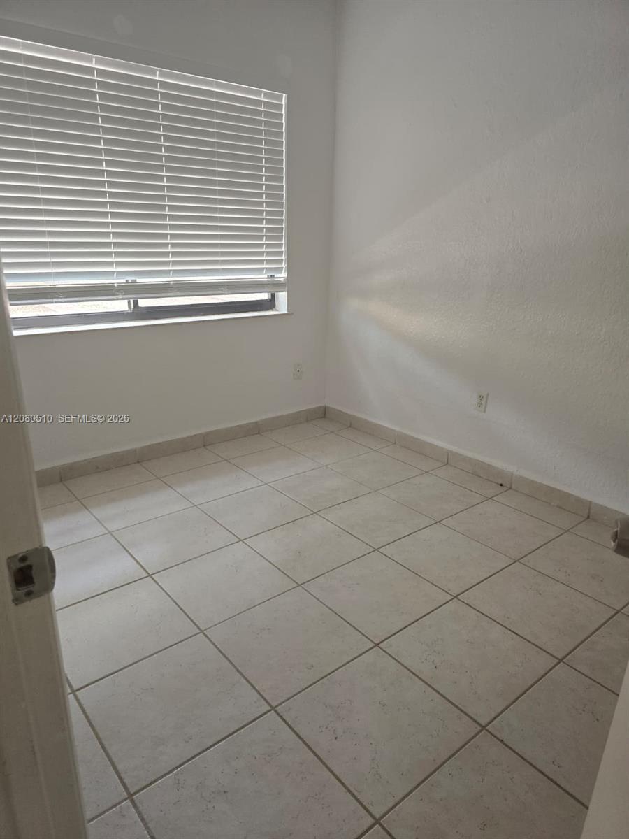 6125 SW 63rd St # 2, South Miami FL 33143 photo 2