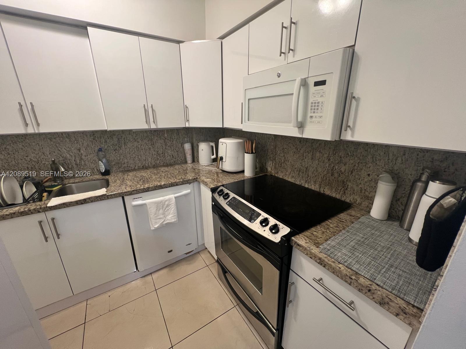 7441 Wayne Ave # 3O, Miami Beach FL 33141 photo 2