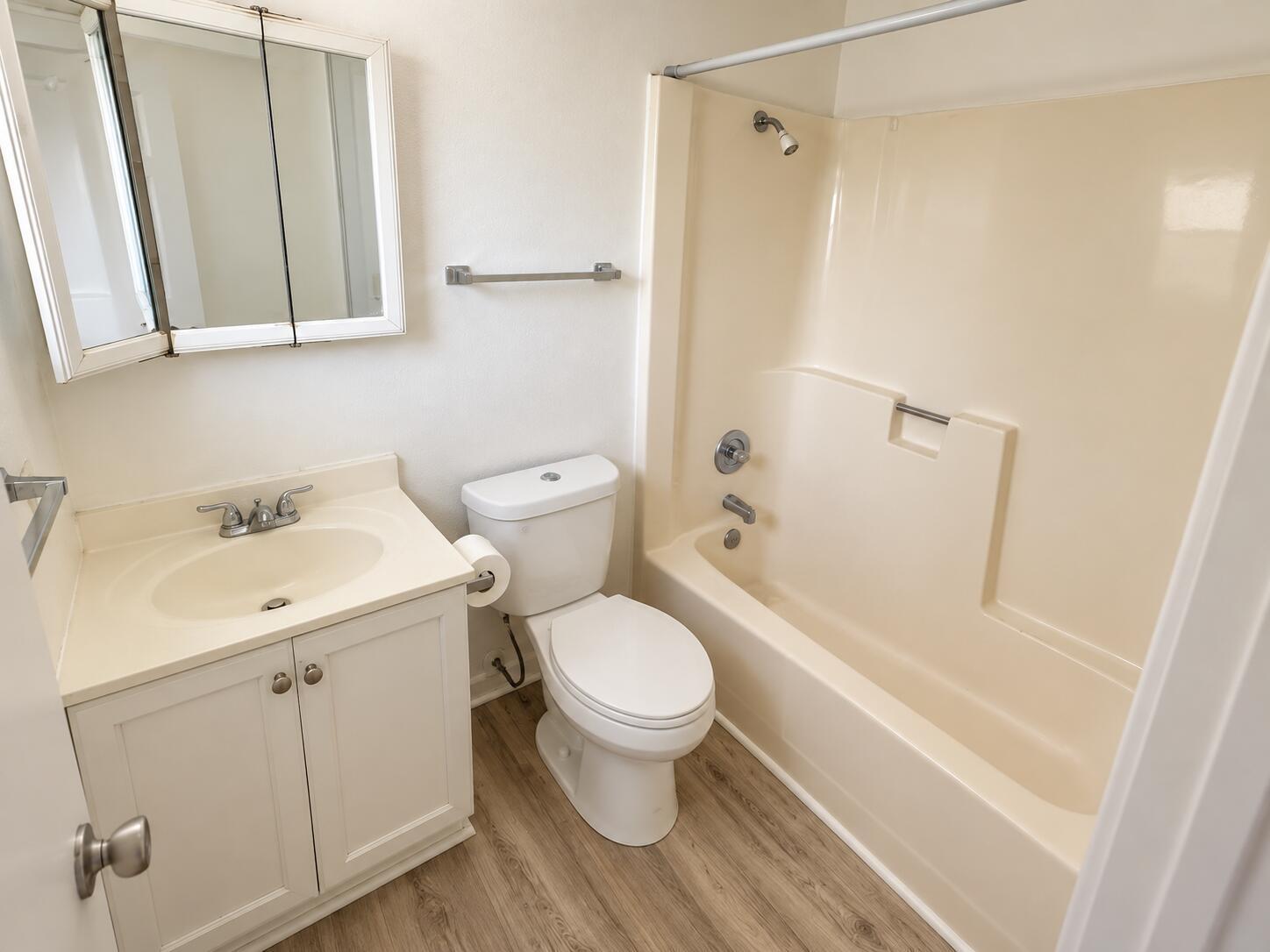 5156 NE 6TH Avenue # 222, Oakland Park FL 33334 photo 2
