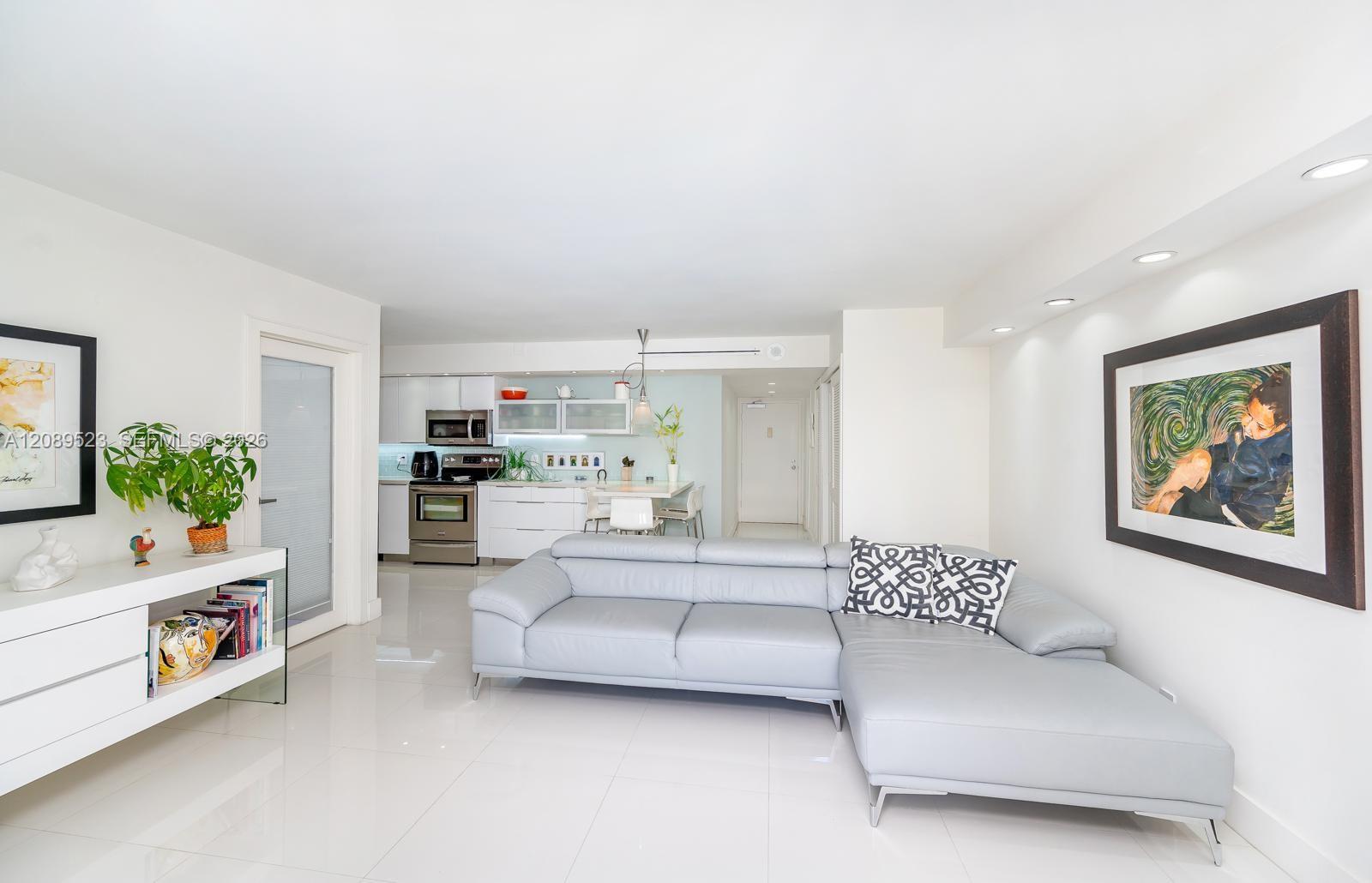 200 SE 15th Rd # A, Miami FL 33129 photo 5