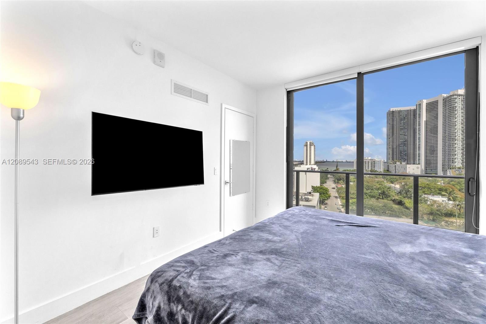121 NE 34th St # 905, Miami FL 33137 photo 5