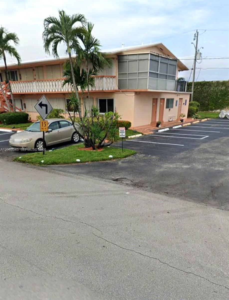 1000 SW 11 Ave # 20E, Hallandale Beach FL 33009