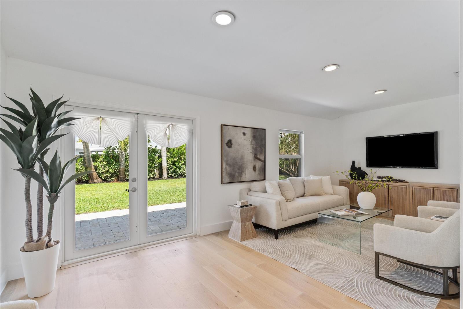4461 NE 19TH Avenue, Oakland Park FL 33308 photo 4