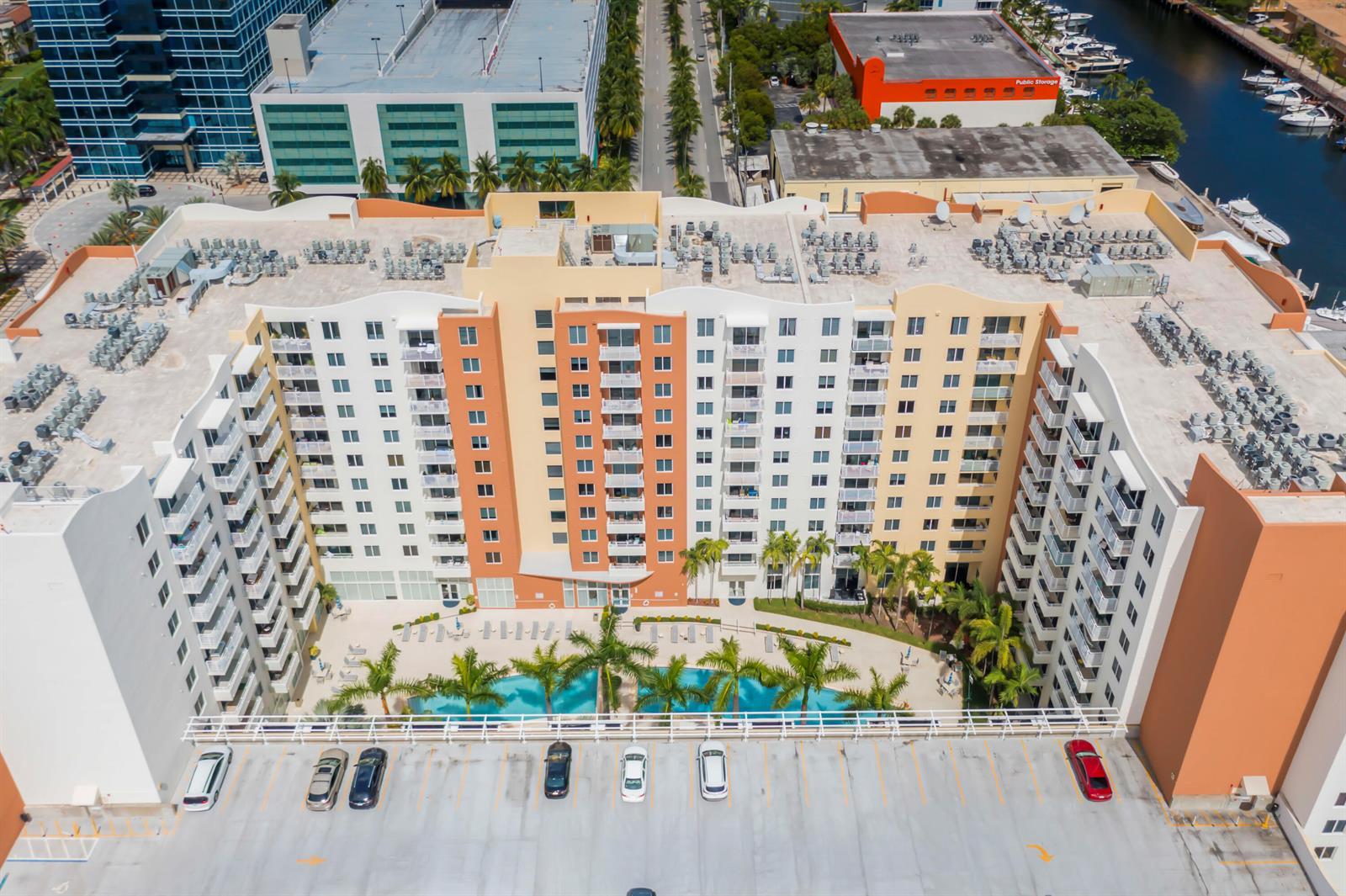 18800 NE 29th Avenue, Miami FL 33180 photo 3