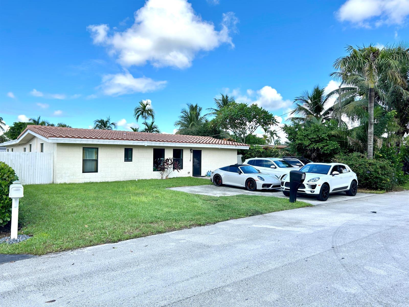 2507 BIMINI Lane, Fort Lauderdale FL 33312 photo 2