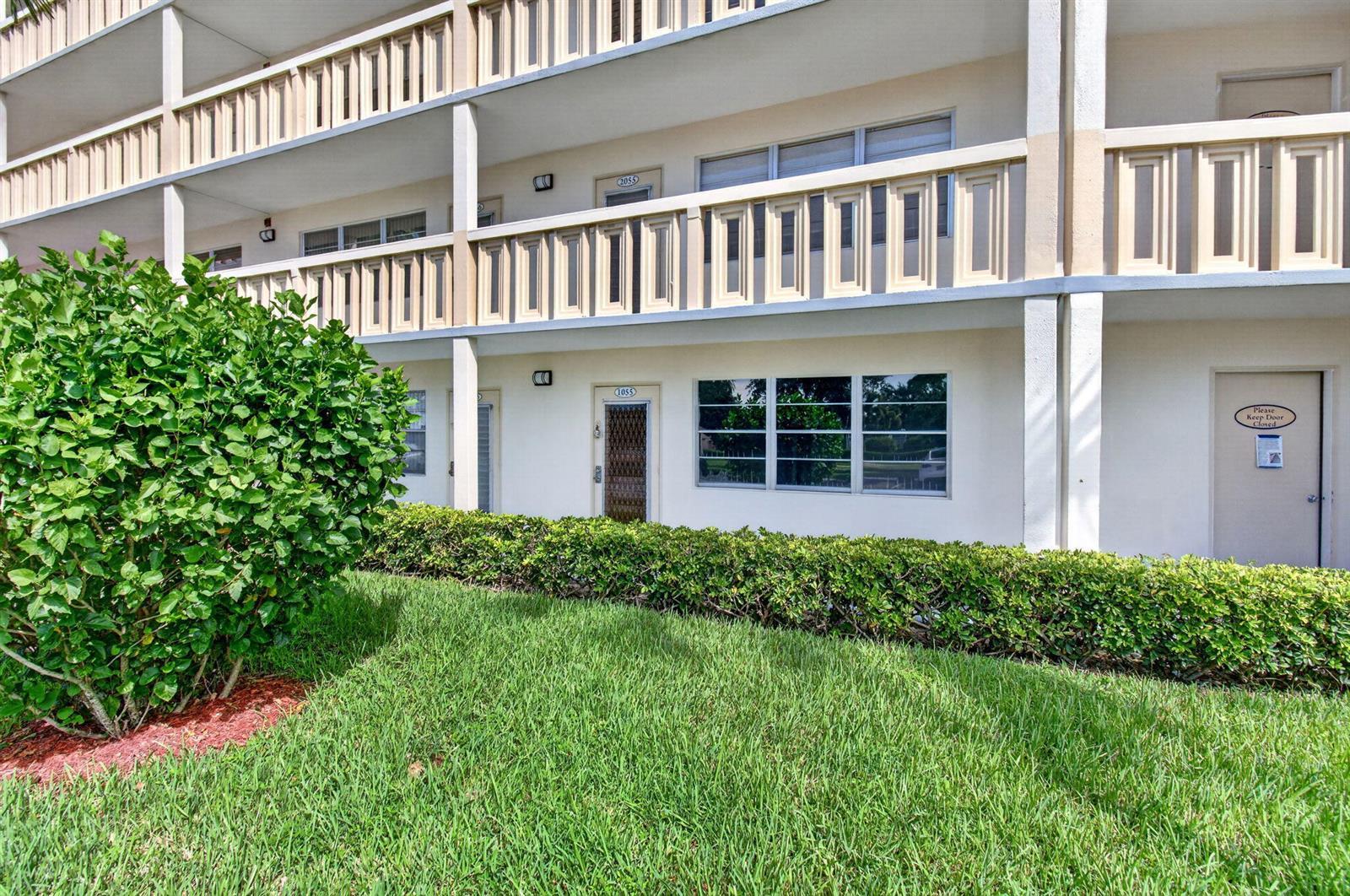 1055 AINSLIE D Drive, Boca Raton FL 33434 photo 4