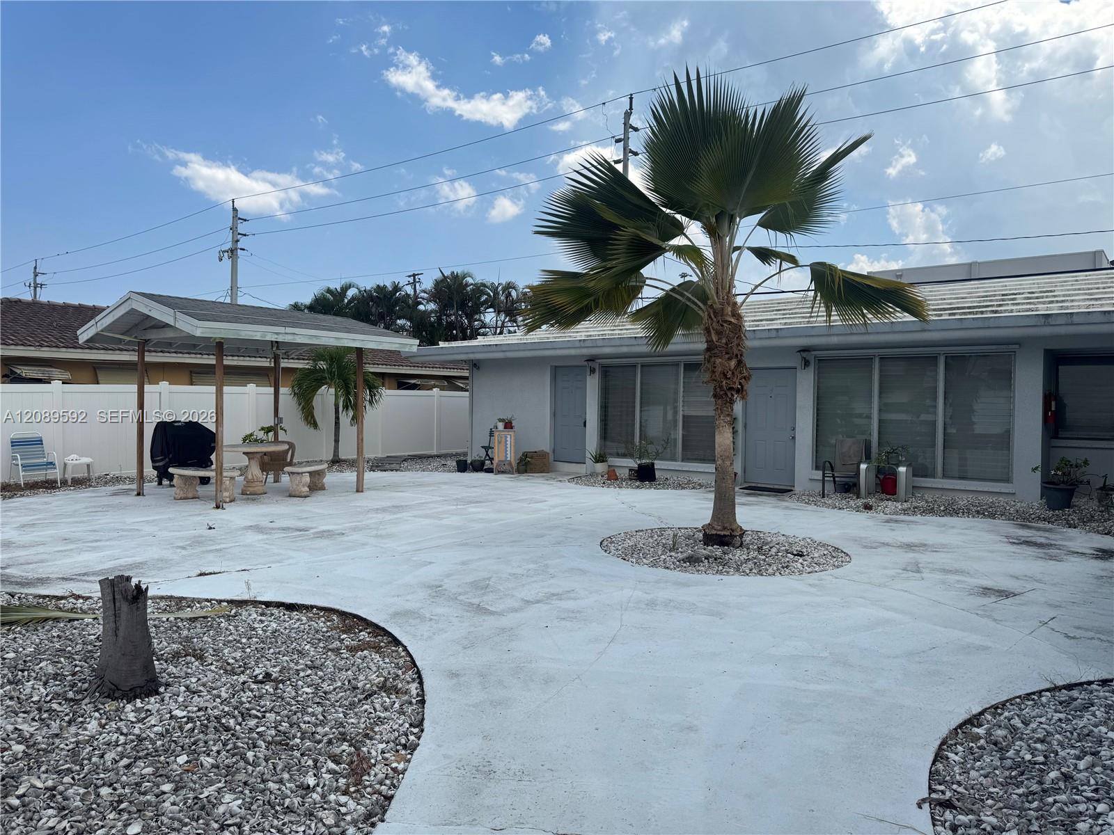 2716 NE 32nd St # 5, Fort Lauderdale FL 33306