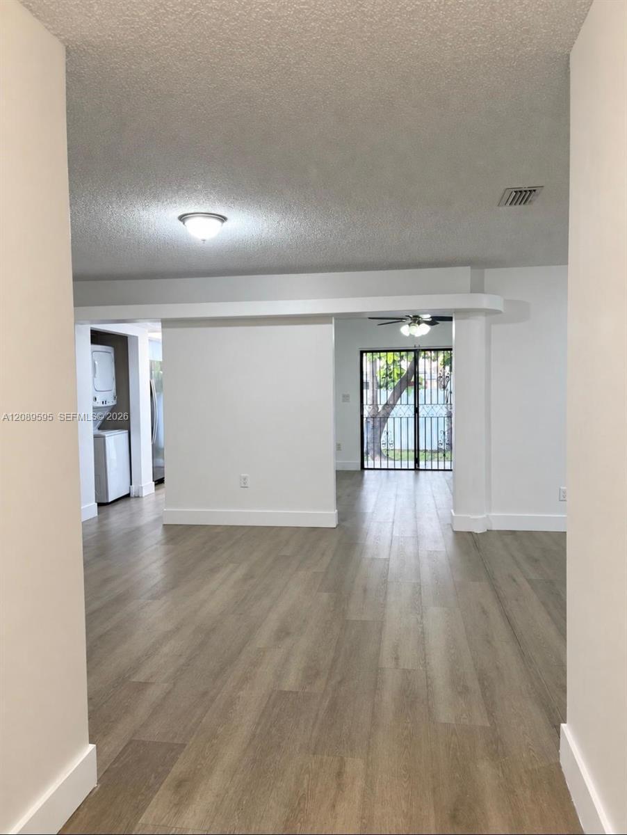 1400 W 39th Pl # 1400, Hialeah FL 33012 photo 3
