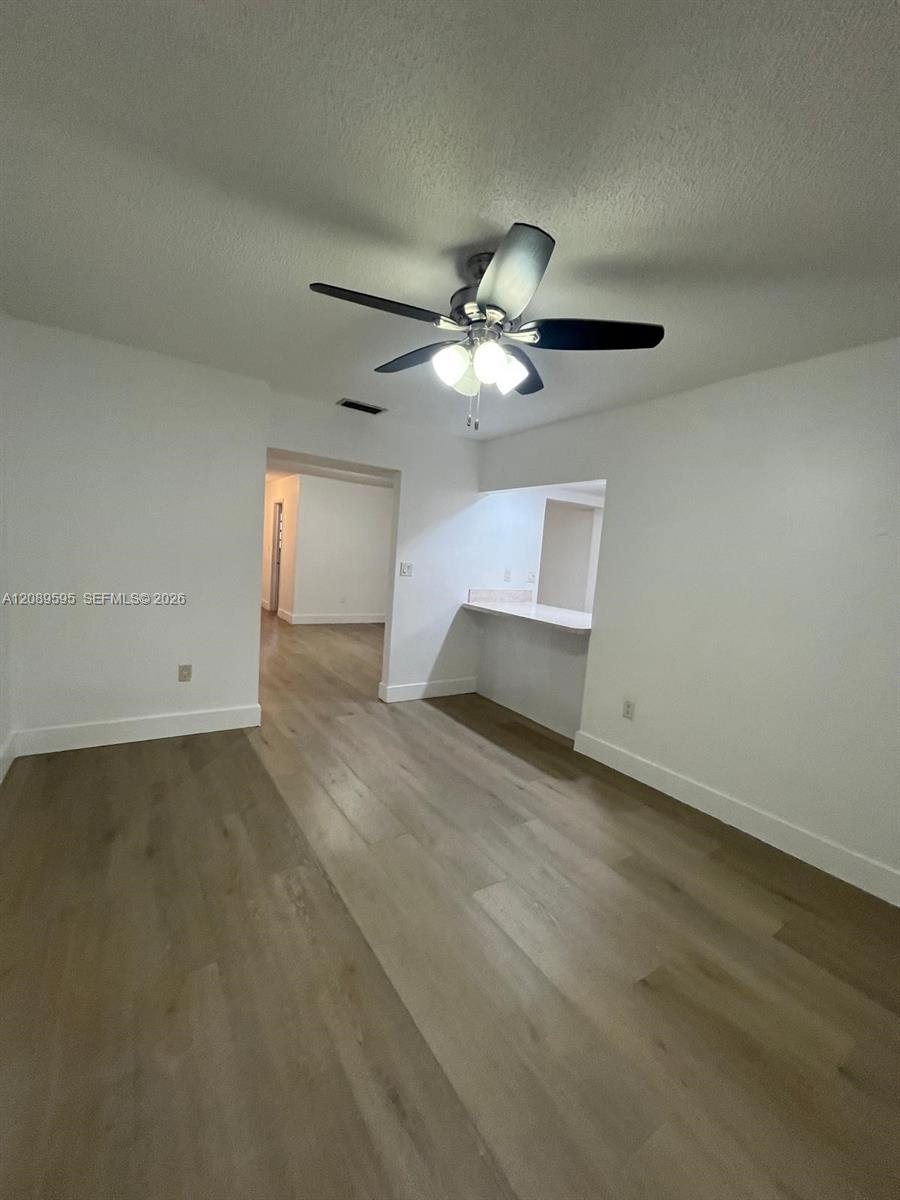 1400 W 39th Pl # 1400, Hialeah FL 33012 photo 4