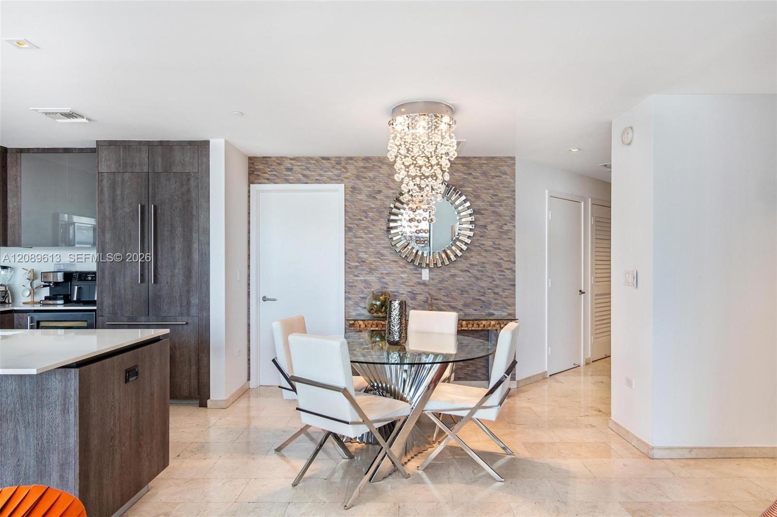 88 SW 7th St # 1812, Miami FL 33130 photo 2