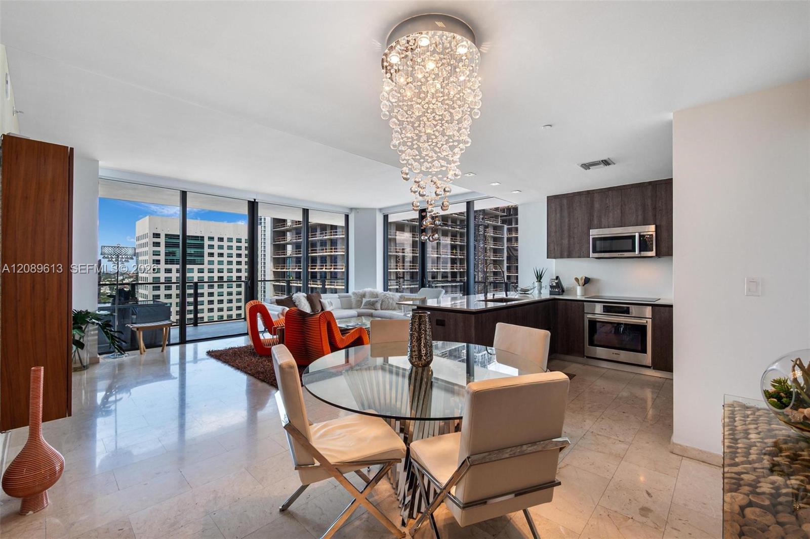 88 SW 7th St # 1812, Miami FL 33130 photo 5
