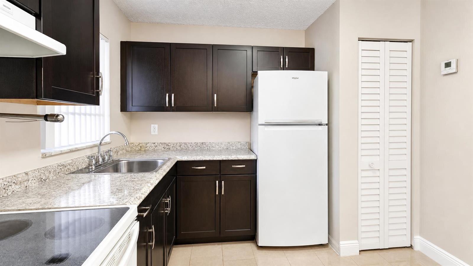 416 LAKESIDE Drive # 129, Margate FL 33063 photo 3