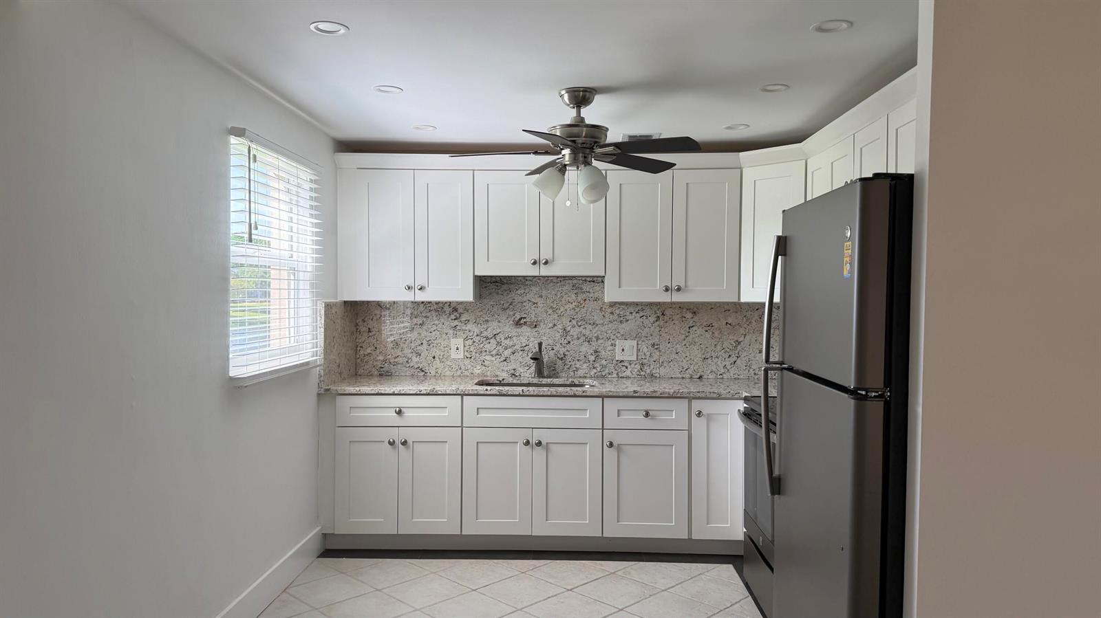 1034 Farnham O # 1034, Deerfield Beach FL 33442 photo 3