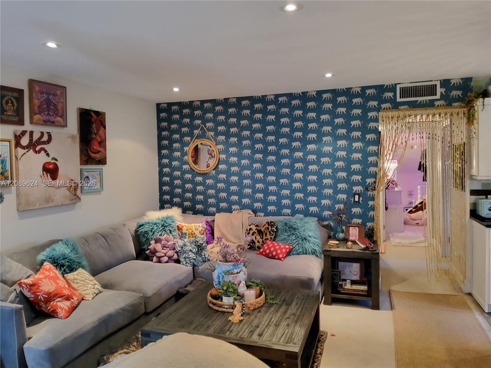 Pembroke Pines, FL 33027 photo 4