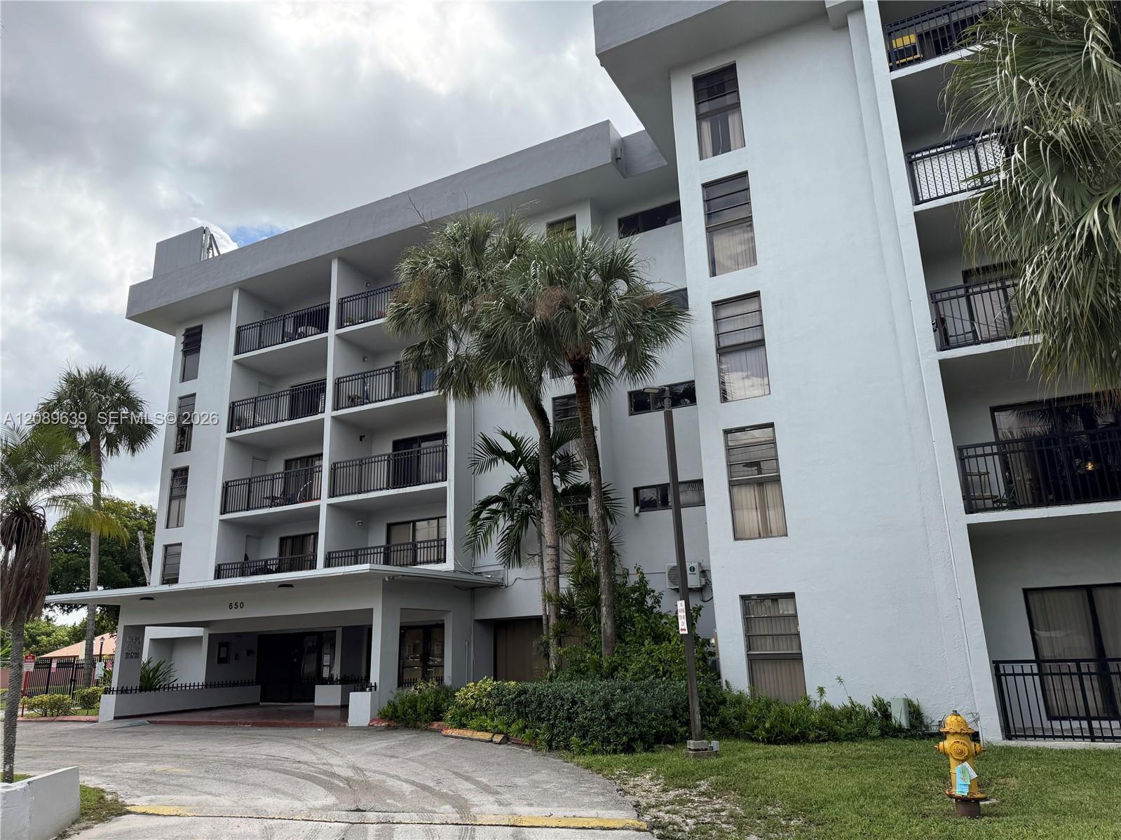 650 NE 149th St # 406A, Miami FL 33161 photo 2