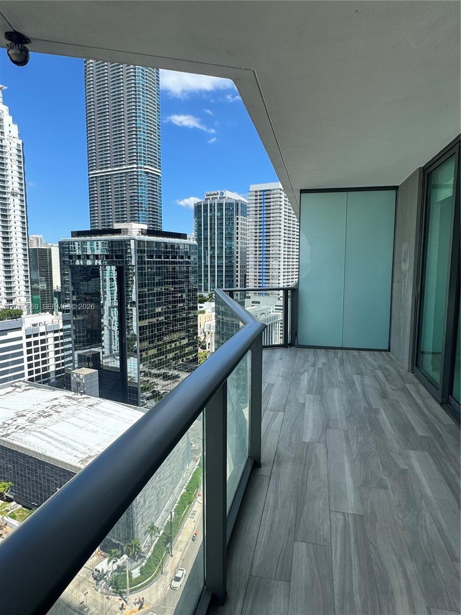 1300 S Miami Ave # 1811, Miami FL 33130 photo 4