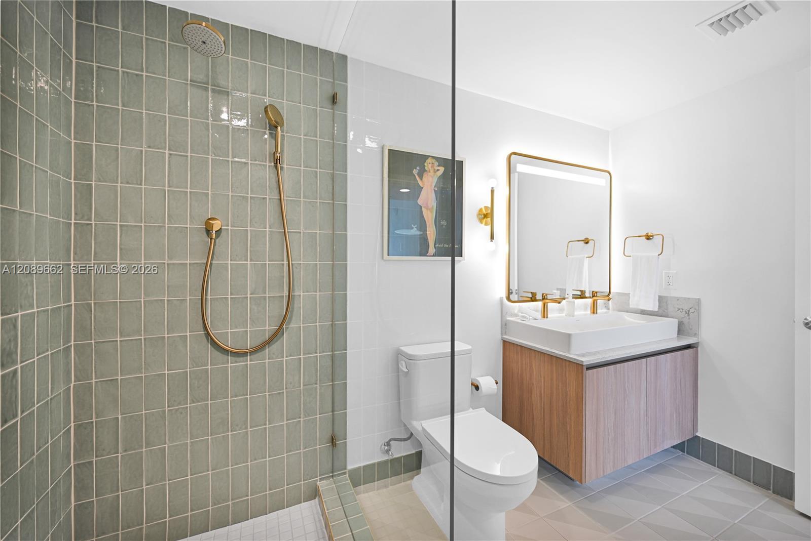 159 NE 6th St # 3901, Miami FL 33132 photo 4