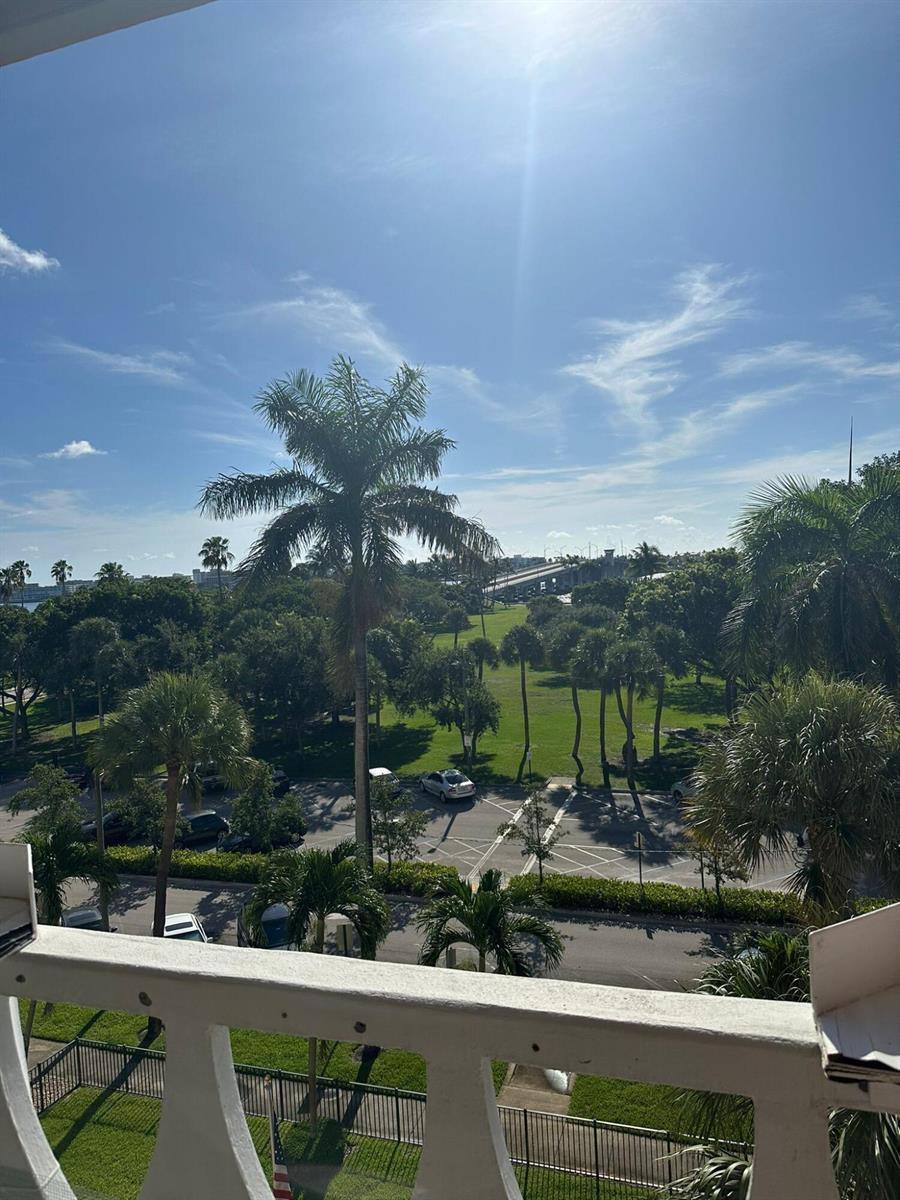 15 S Golfview Road # 504, FL 33460 photo 3