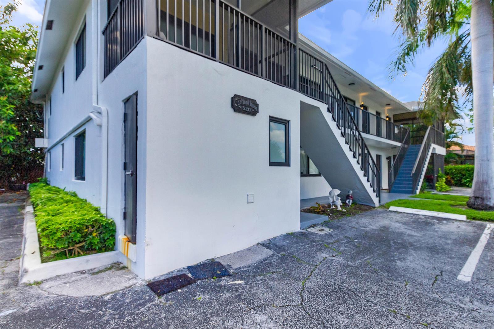 520 NE 45TH Street # 2, Boca Raton FL 33431 photo 2