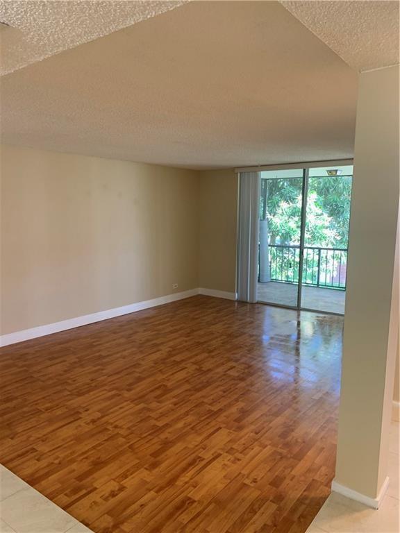 3650 INVERRARY Drive # 2G, Lauderhill FL 33319 photo 2