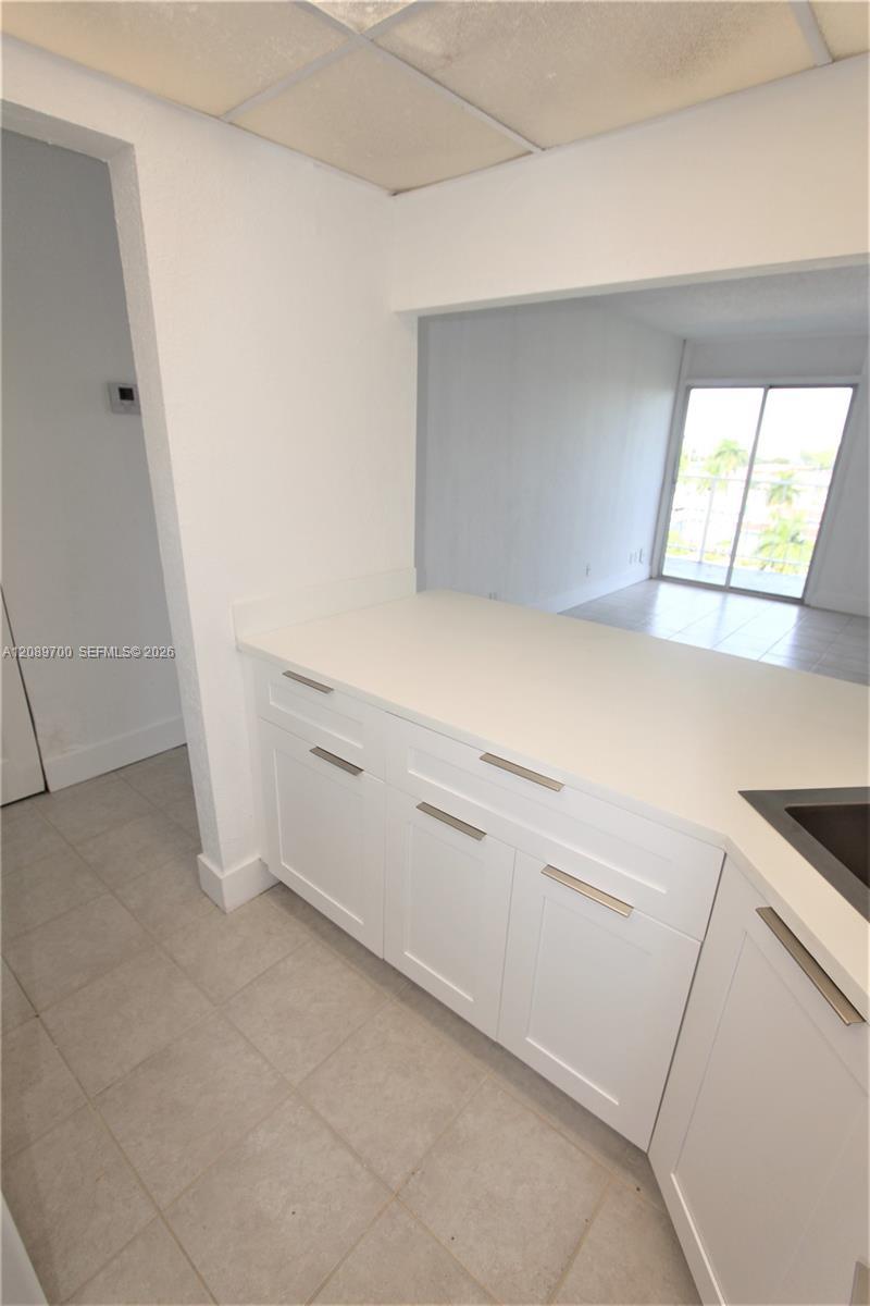 4550 NW 9th St # 808E, Miami FL 33126 photo 3