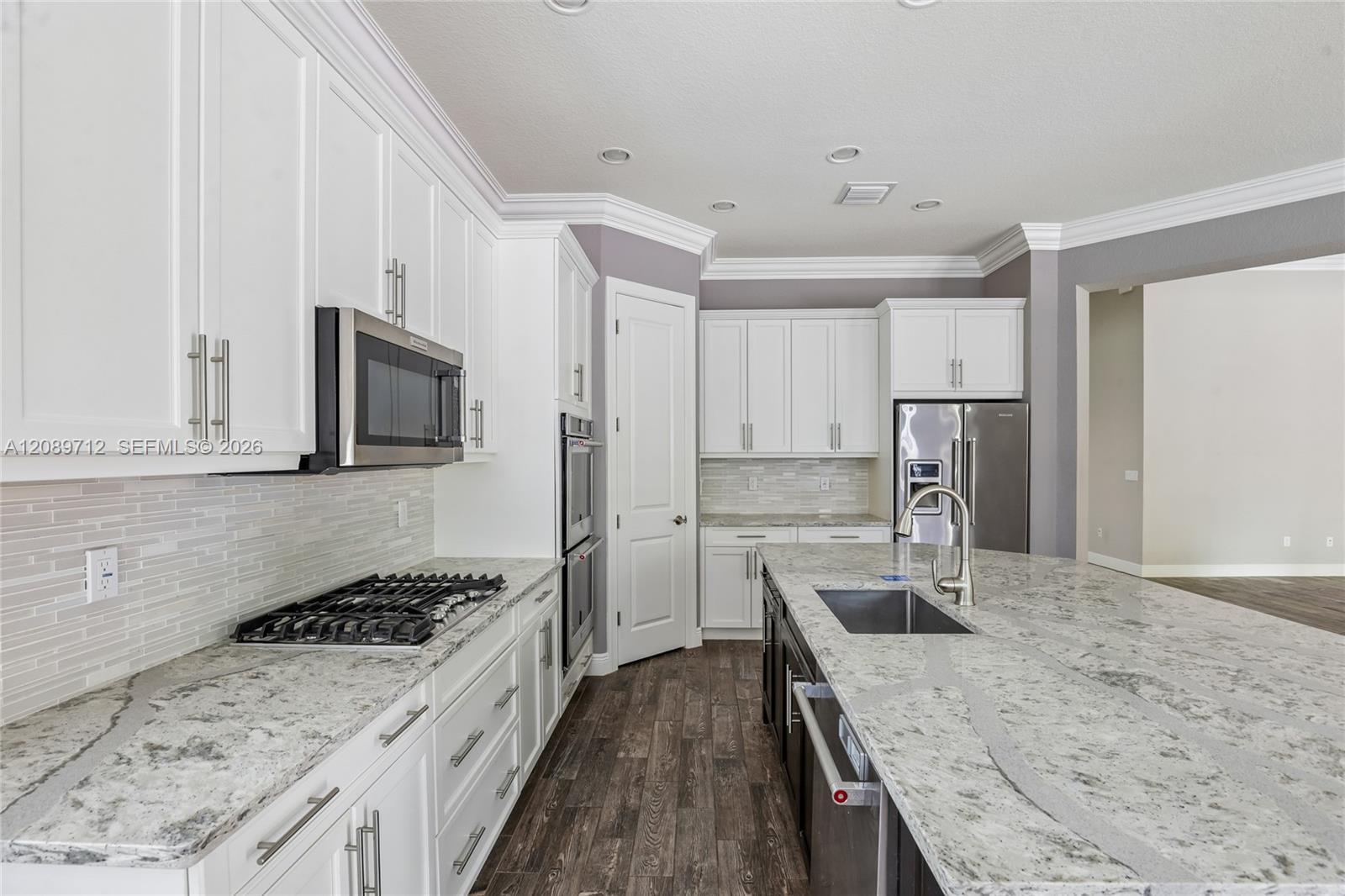 7990 NW 112th Ter, Parkland FL 33076 photo 3
