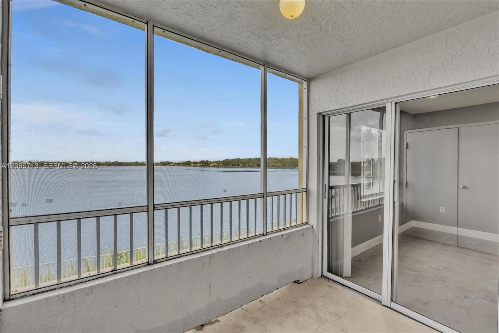 2811 N Oakland Forest Dr # 205, Oakland Park FL 33309 photo 2
