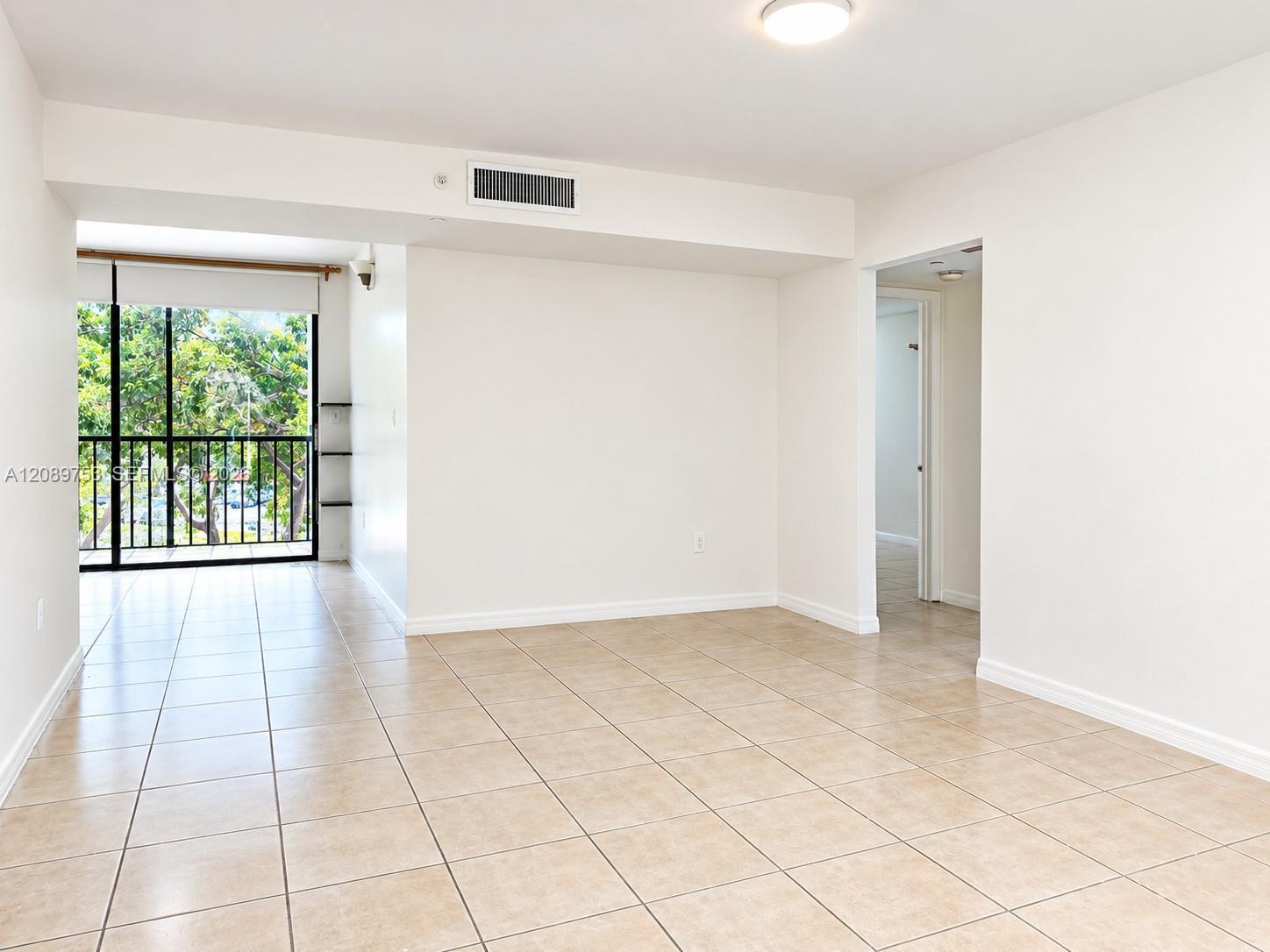 8700 SW 133rd Ave Rd # 312, Miami FL 33183 photo 3