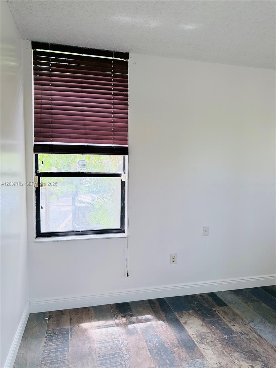 800 NE 199th St # 101D, Miami FL 33179 photo 4