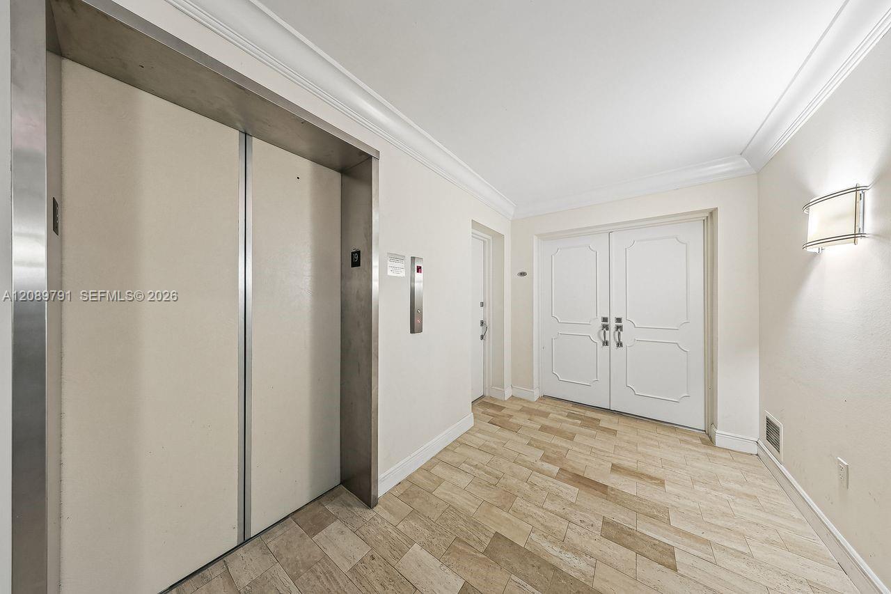 881 Ocean Dr # 19C, Key Biscayne FL 33149 photo 4