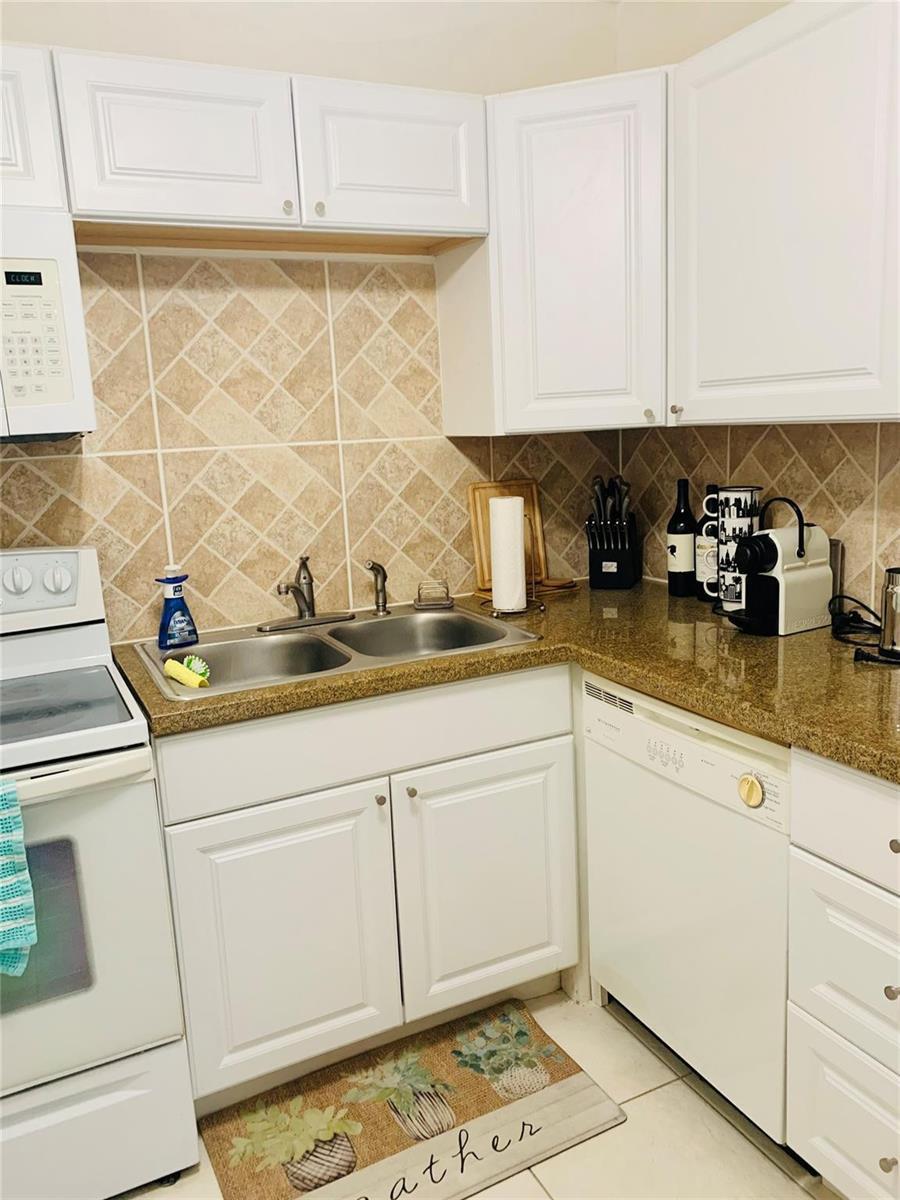 424 N RIVERSIDE Drive # 206, Pompano Beach FL 33062 photo 4