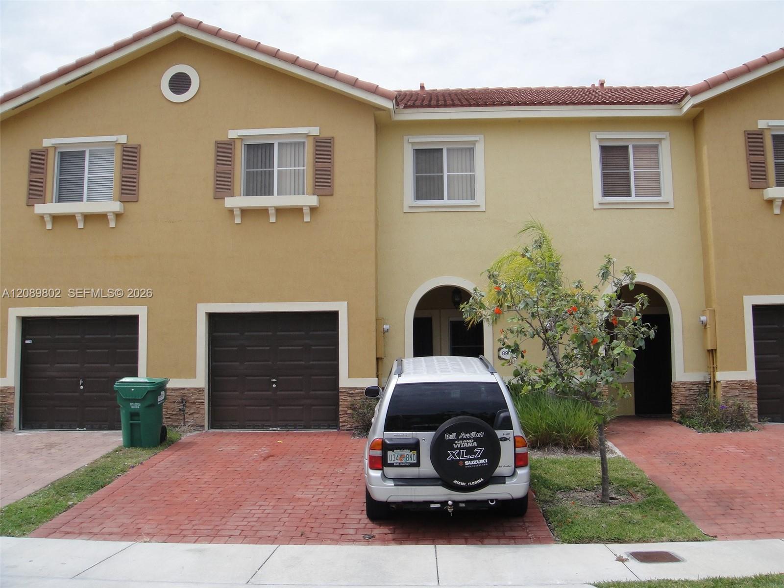 8907 SW 220th St, Cutler Bay FL 33190 photo 2