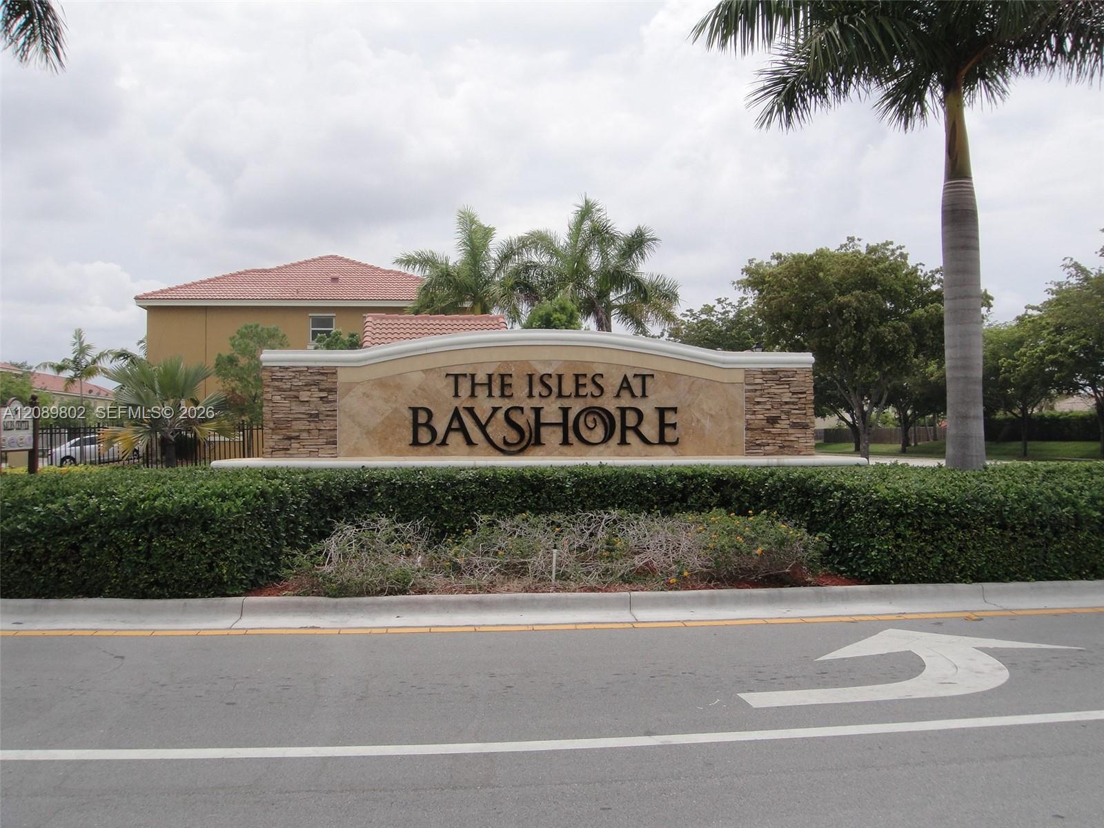 8907 SW 220th St, Cutler Bay FL 33190 photo 4