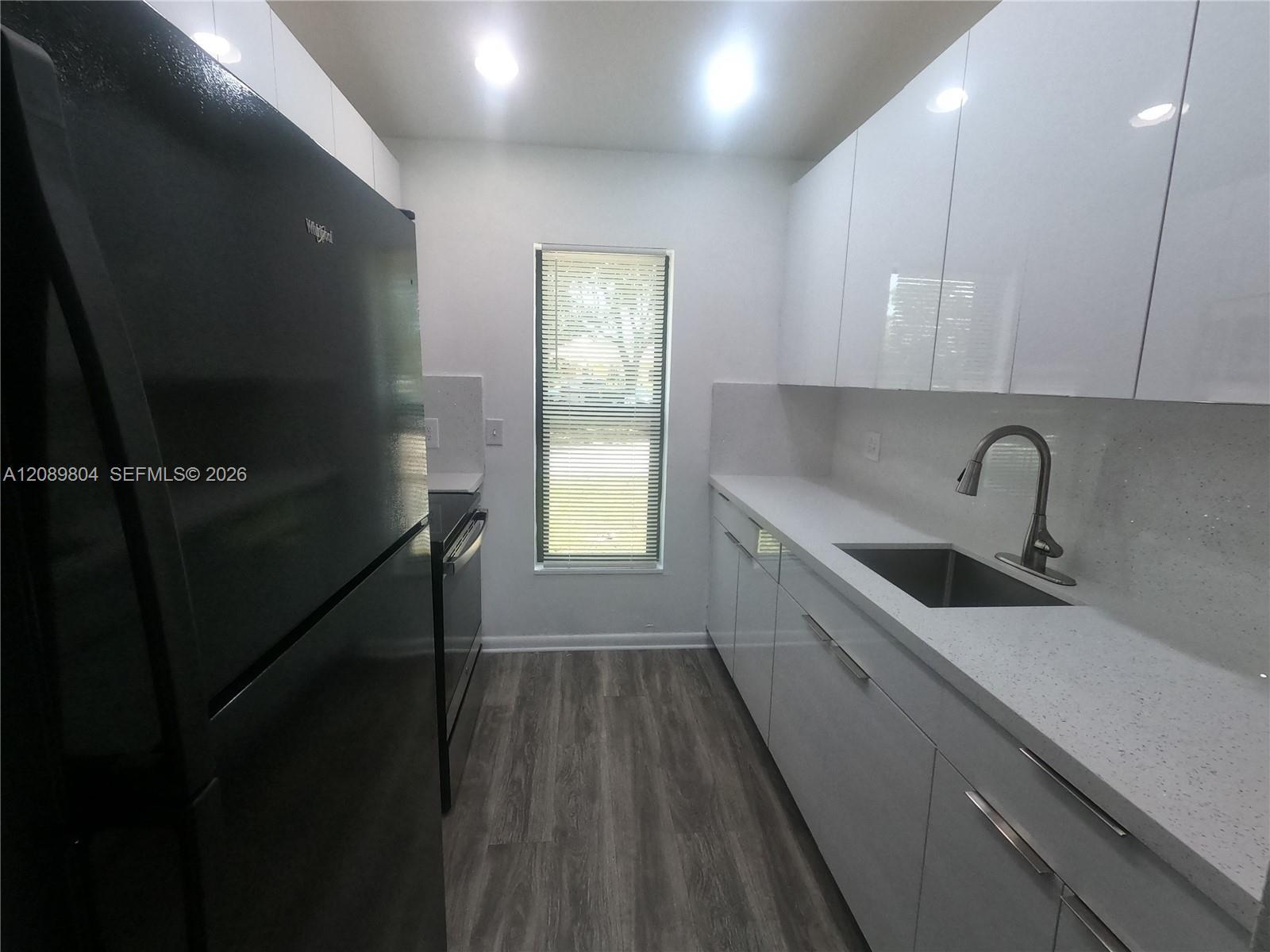 3060 NW 204th Ln, Miami Gardens FL 33056 photo 3