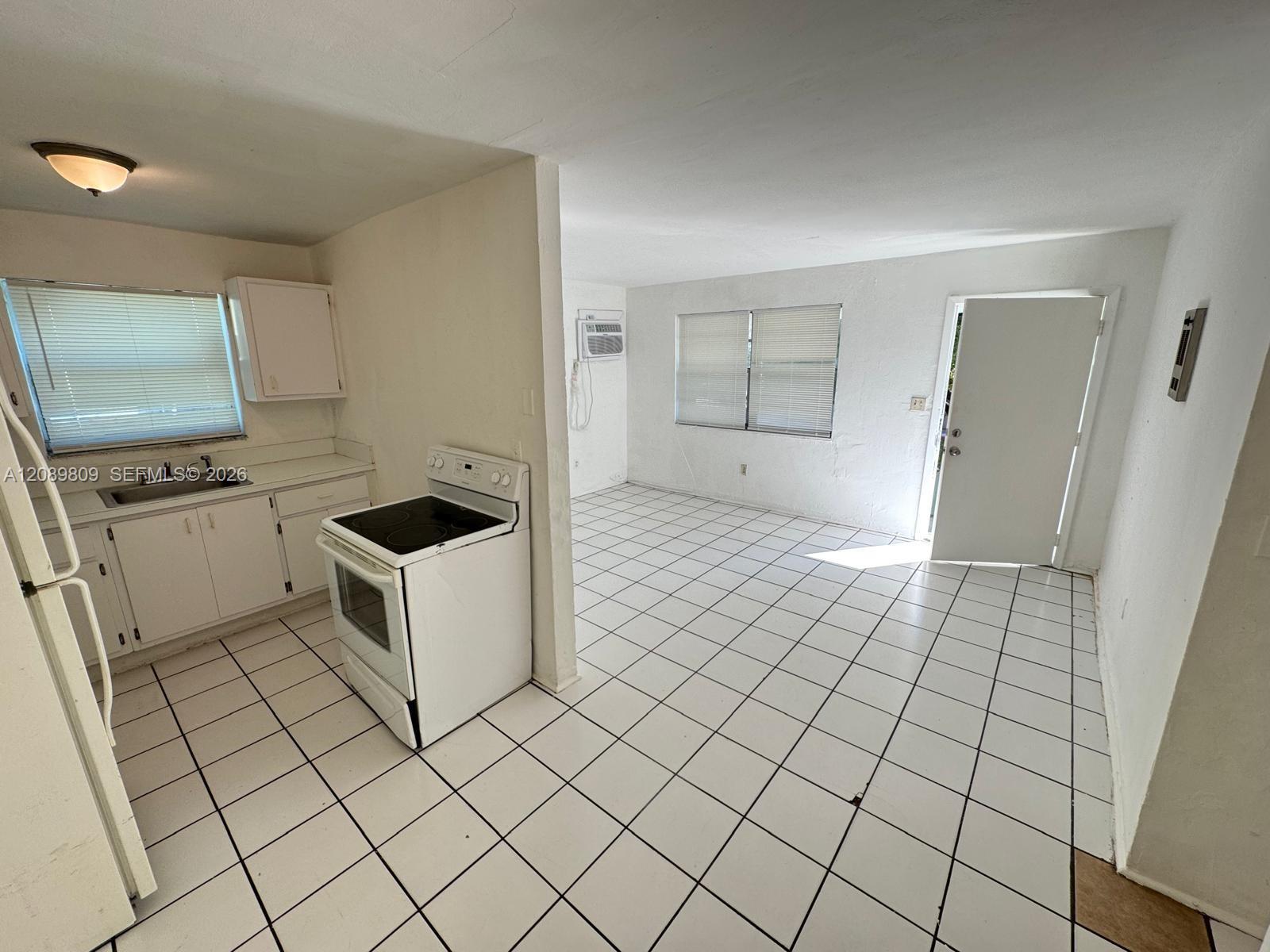 201 NW 77th St # 3, Miami FL 33150 photo 2