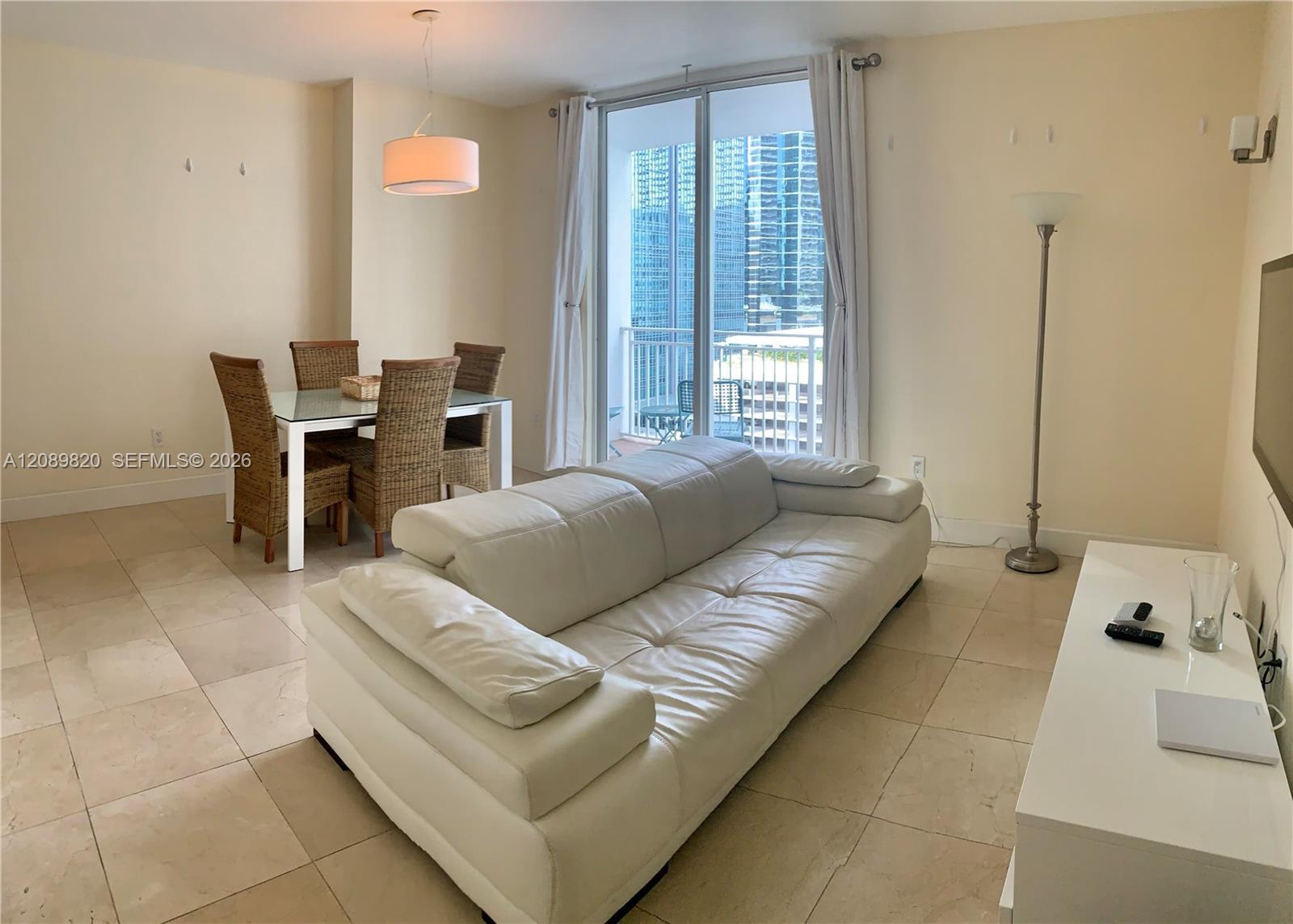 185 SE 14th Ter # 1713, Miami FL 33131 photo 4