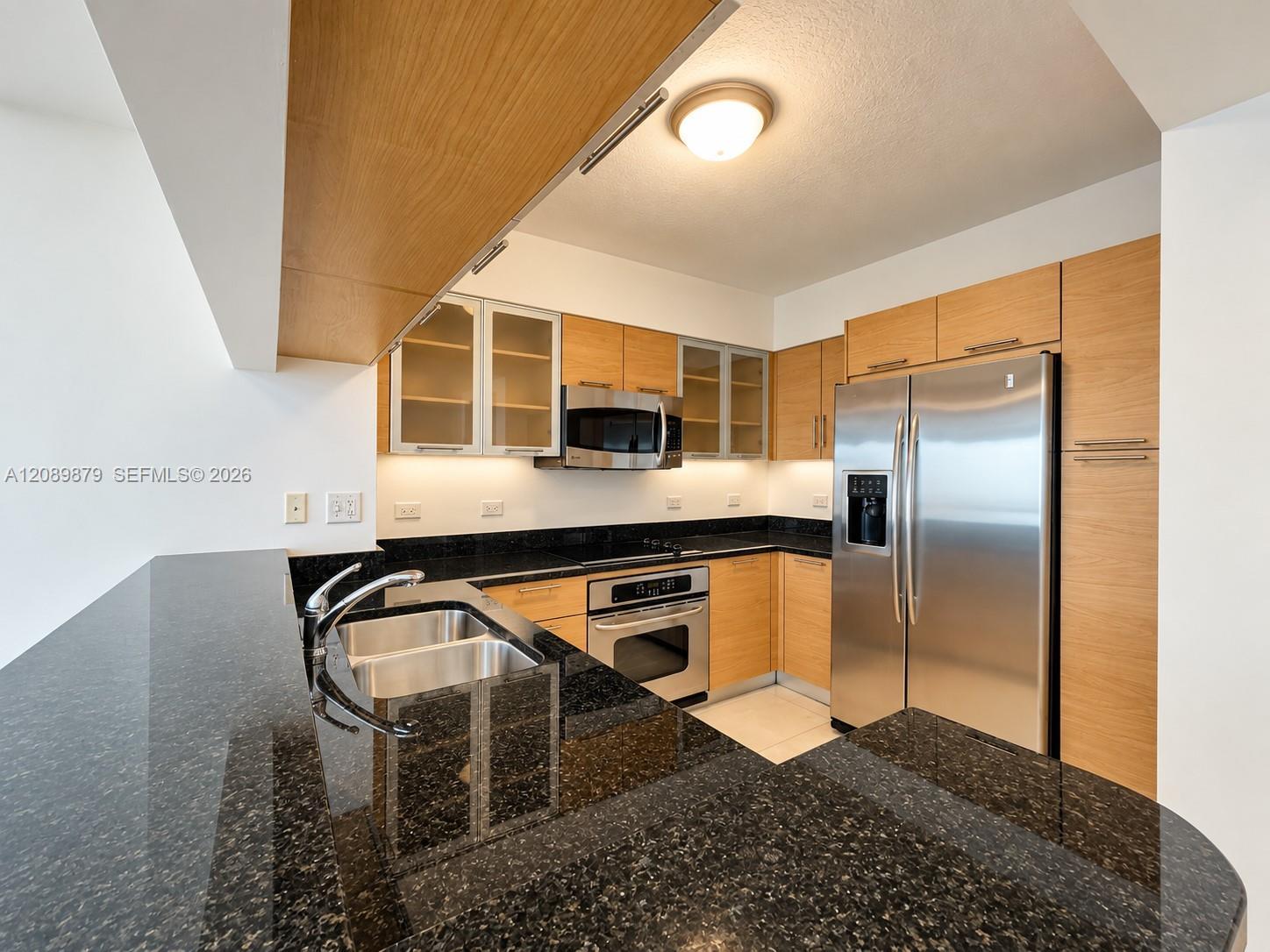 31 SE 5th St # 1805, Miami FL 33131 photo 4