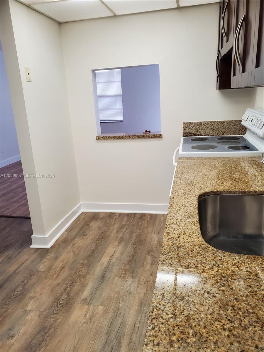 1230 NE 139th St # 409, North Miami FL 33161 photo 3