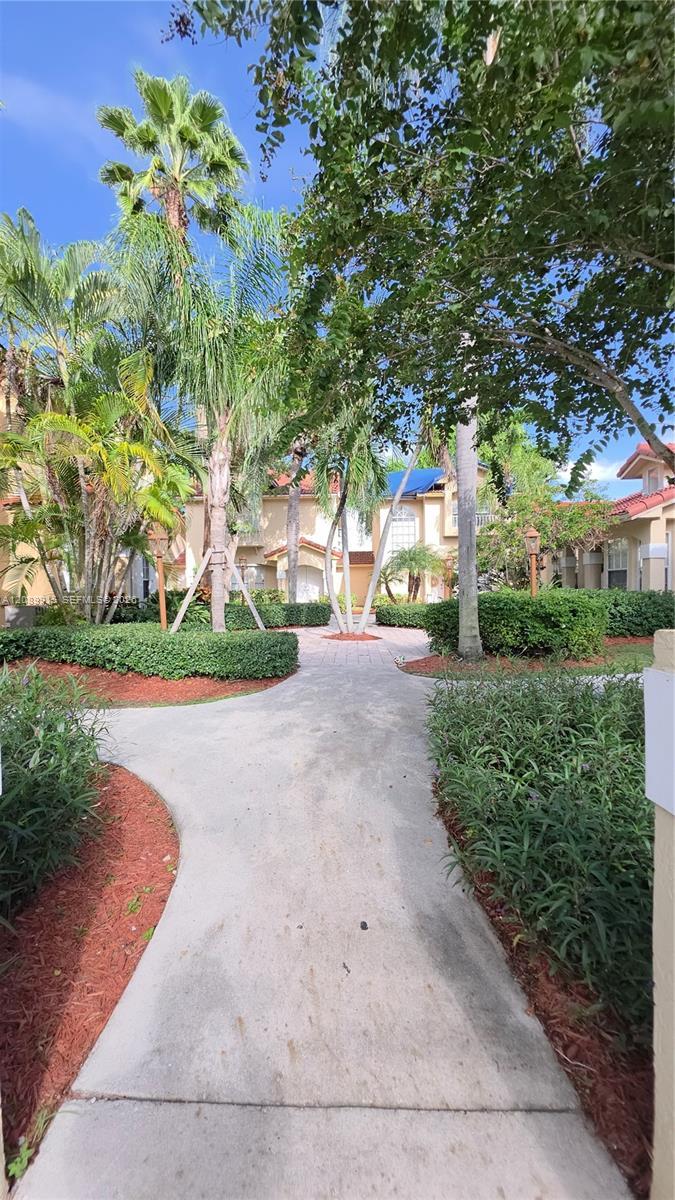 21555 SW 87th Ct # 201, Cutler Bay FL 33189