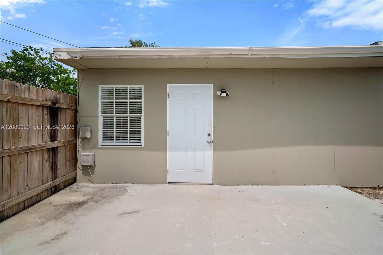 3750 SW 46th Ave, West Park FL 33023 photo 3