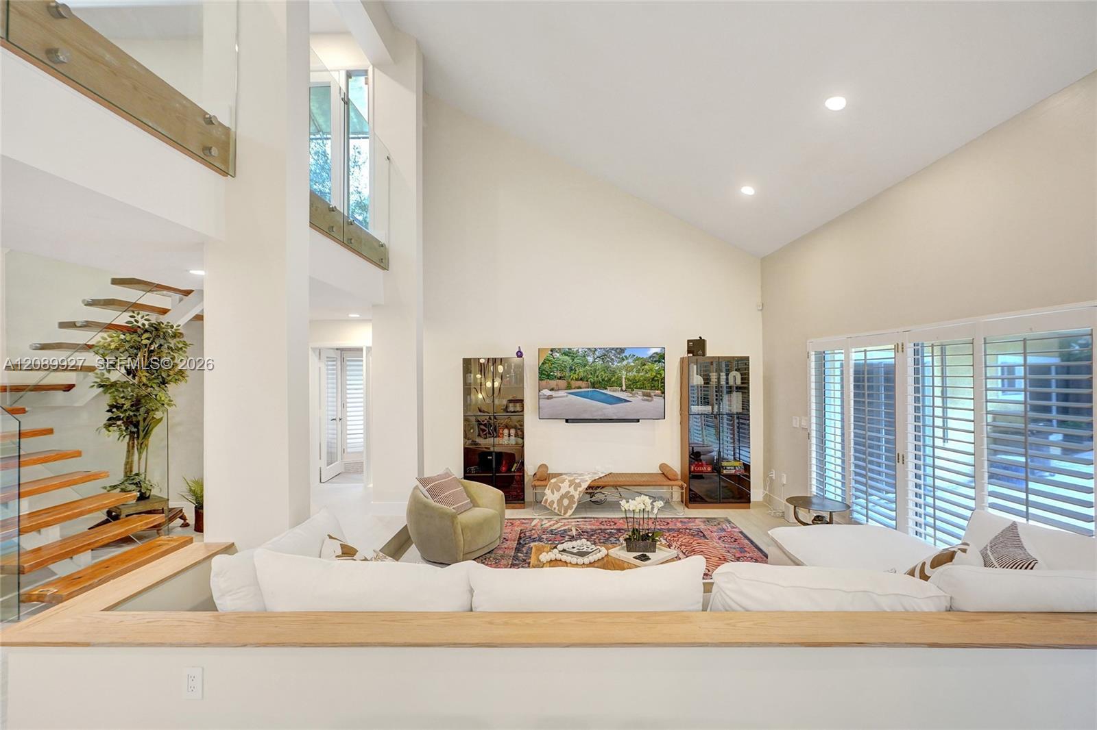 2360 Tigertail Ave, Miami FL 33133 photo 4