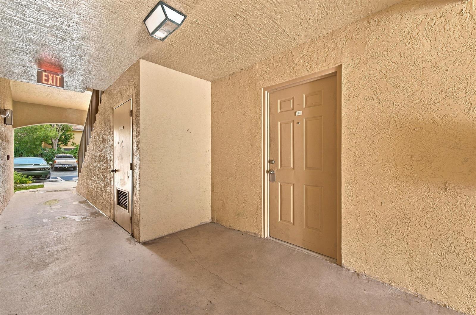 4041 San Marino Boulevard # 105, West Palm Beach FL 33409 photo 4