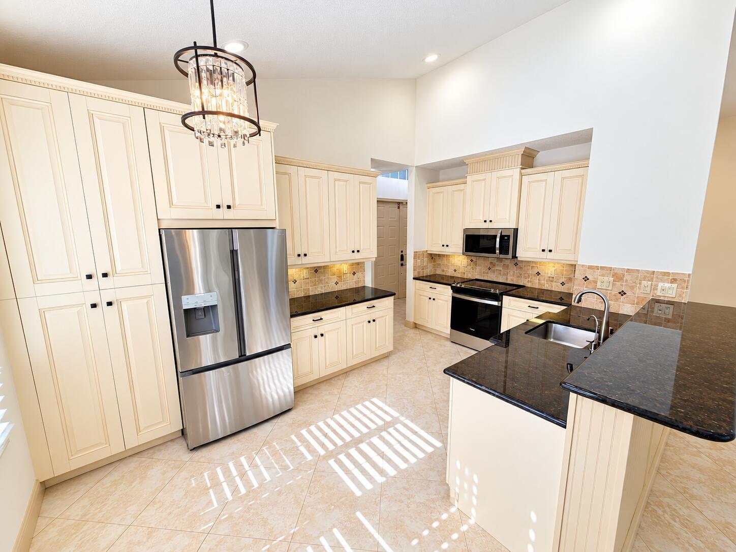 6841 NW 81ST Court, Parkland FL 33067 photo 3