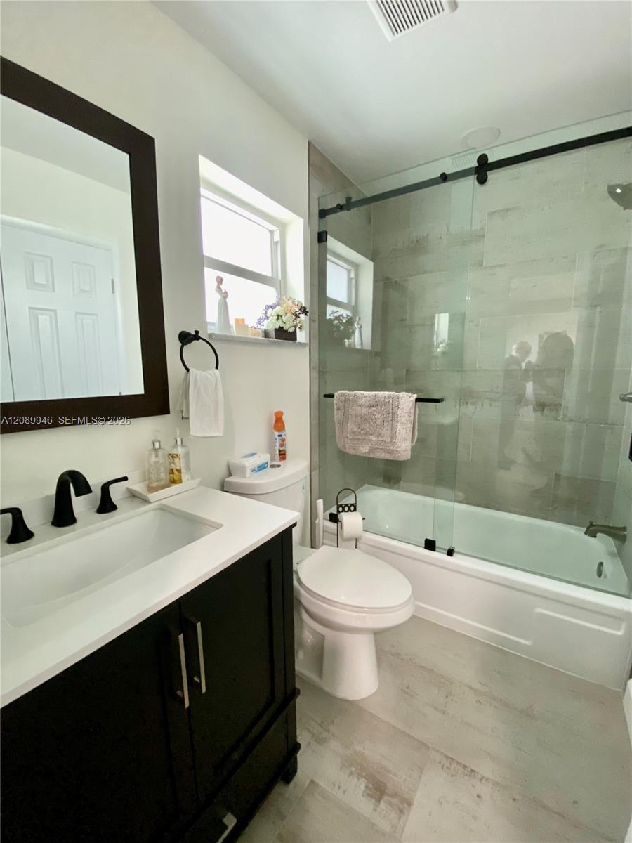 2374 SW 11th Ave, Boynton Beach FL 33426 photo 5