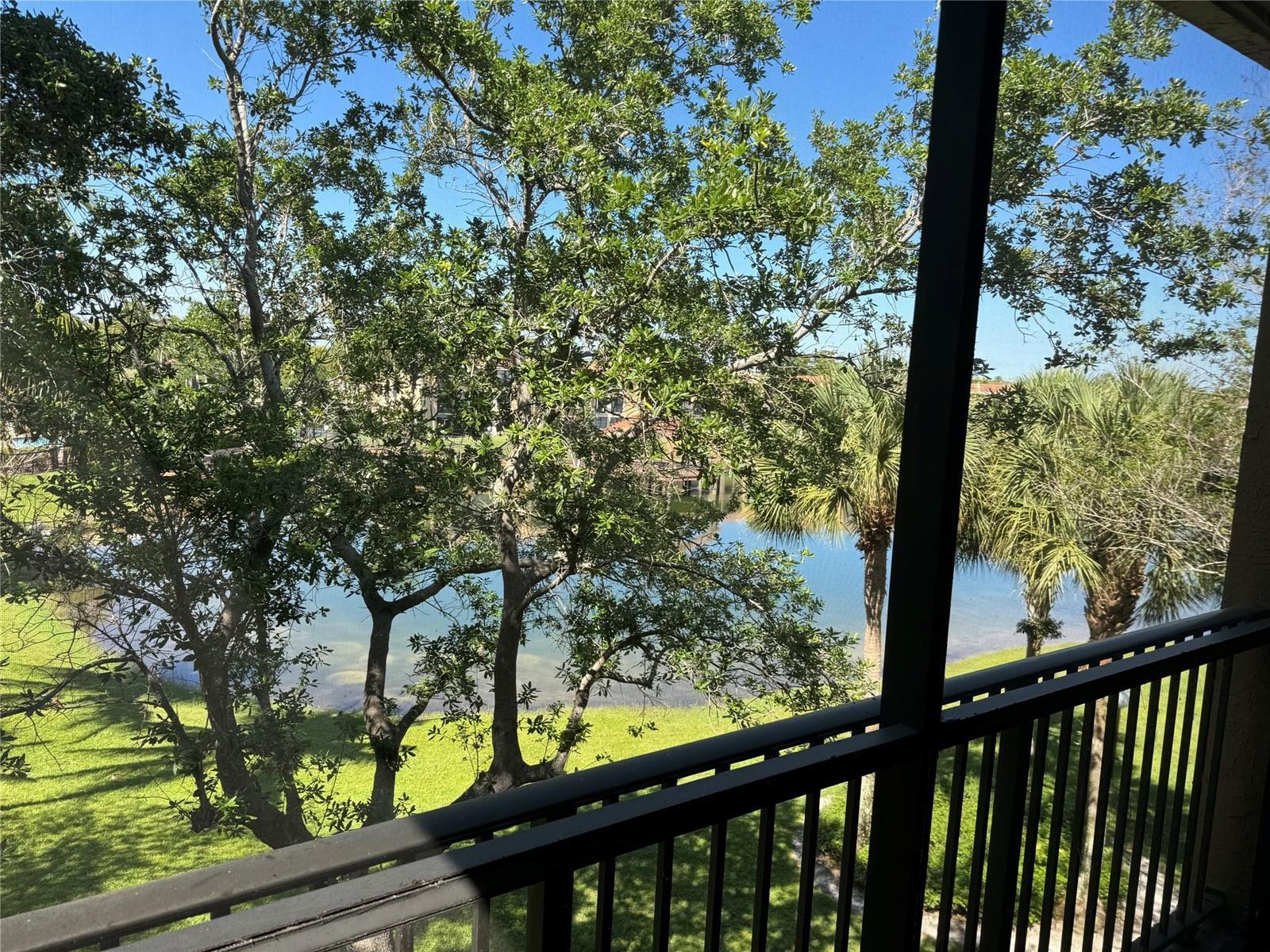 6733 CORAL LAKE Drive # 6733, Margate FL 33063 photo 4