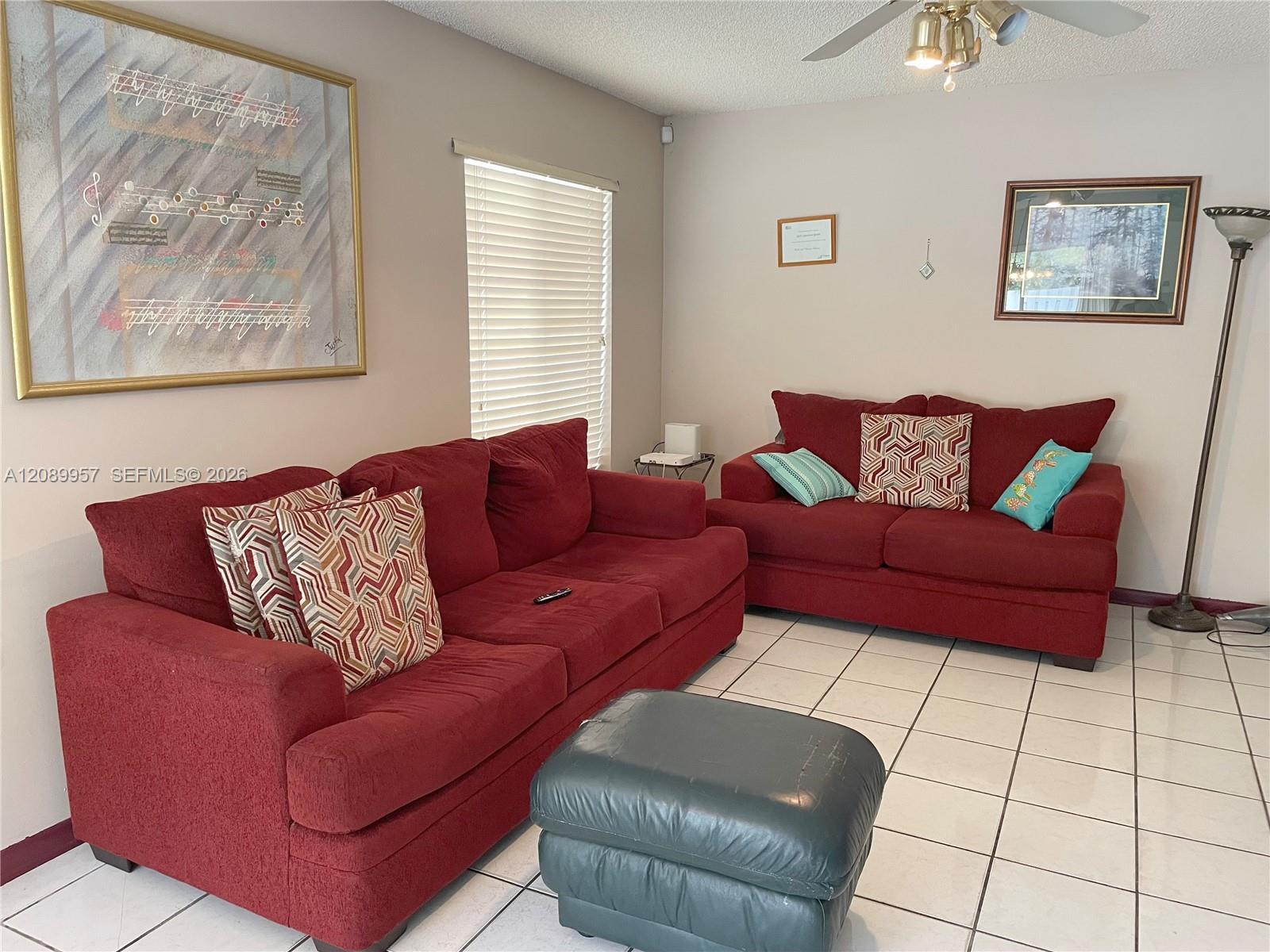8851 SW 9th Ct, Pembroke Pines FL 33025 photo 5